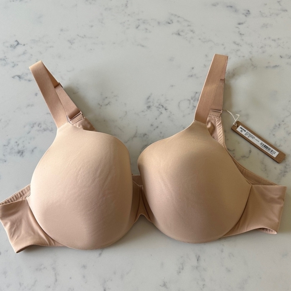 SKIMS Smoothing Intimates Full Coverage Lightly Lined Bra